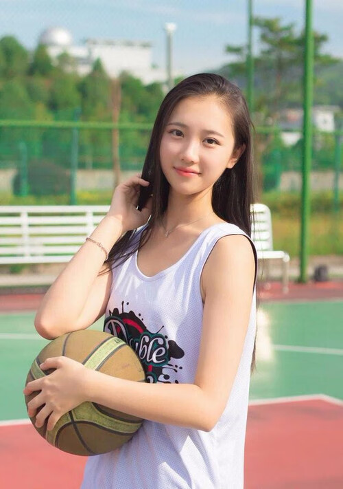 德甲战术大揭秘：变化莫测，场面精彩！，德甲最新战报